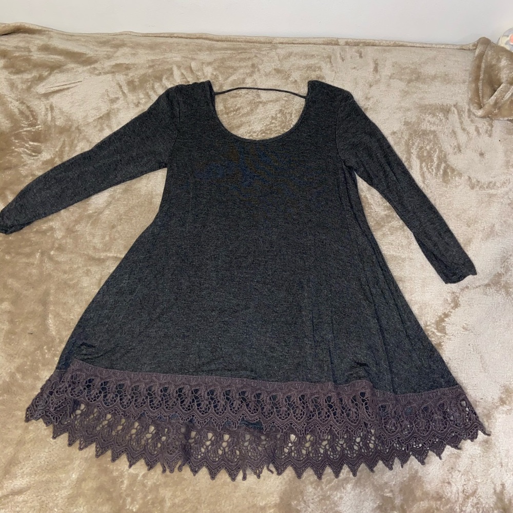 Maurices long sleeve with open back XS